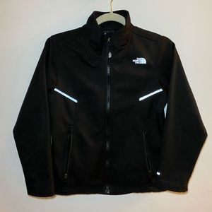 North face windbreaker/rain coat